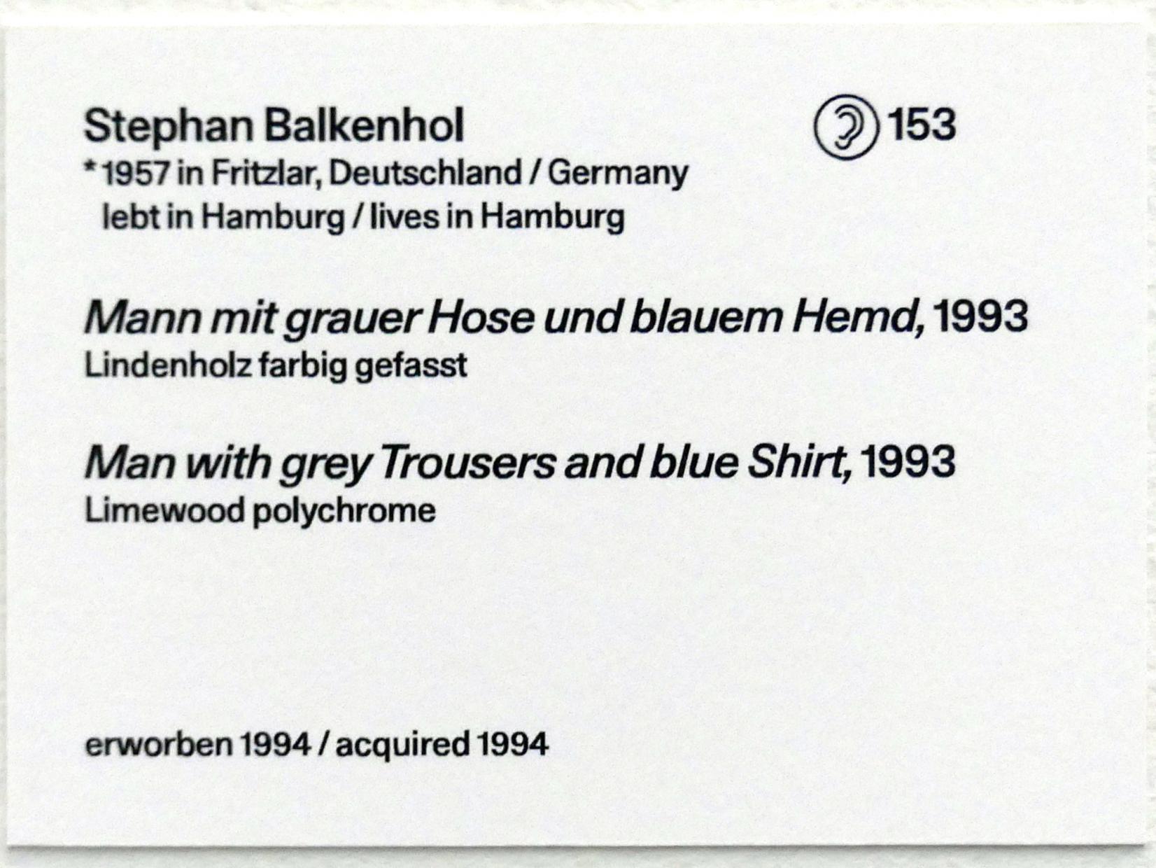 Stephan Balkenhol (1993–2017), Mann mit grauer Hose und blauem Hemd, Linz, Lentos Kunstmuseum Linz, Saal 12 - Junge Rebellen und Neue Wilde, 1993, Bild 7/7