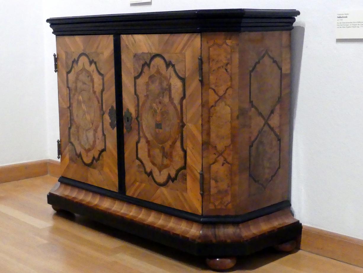 Halbschrank, Münnerstadt, Kloster Maria Bildhausen, jetzt Würzburg, Museum für Franken (ehem. Mainfränkisches Museum), Gemäldegalerie, um 1735, Bild 2/3