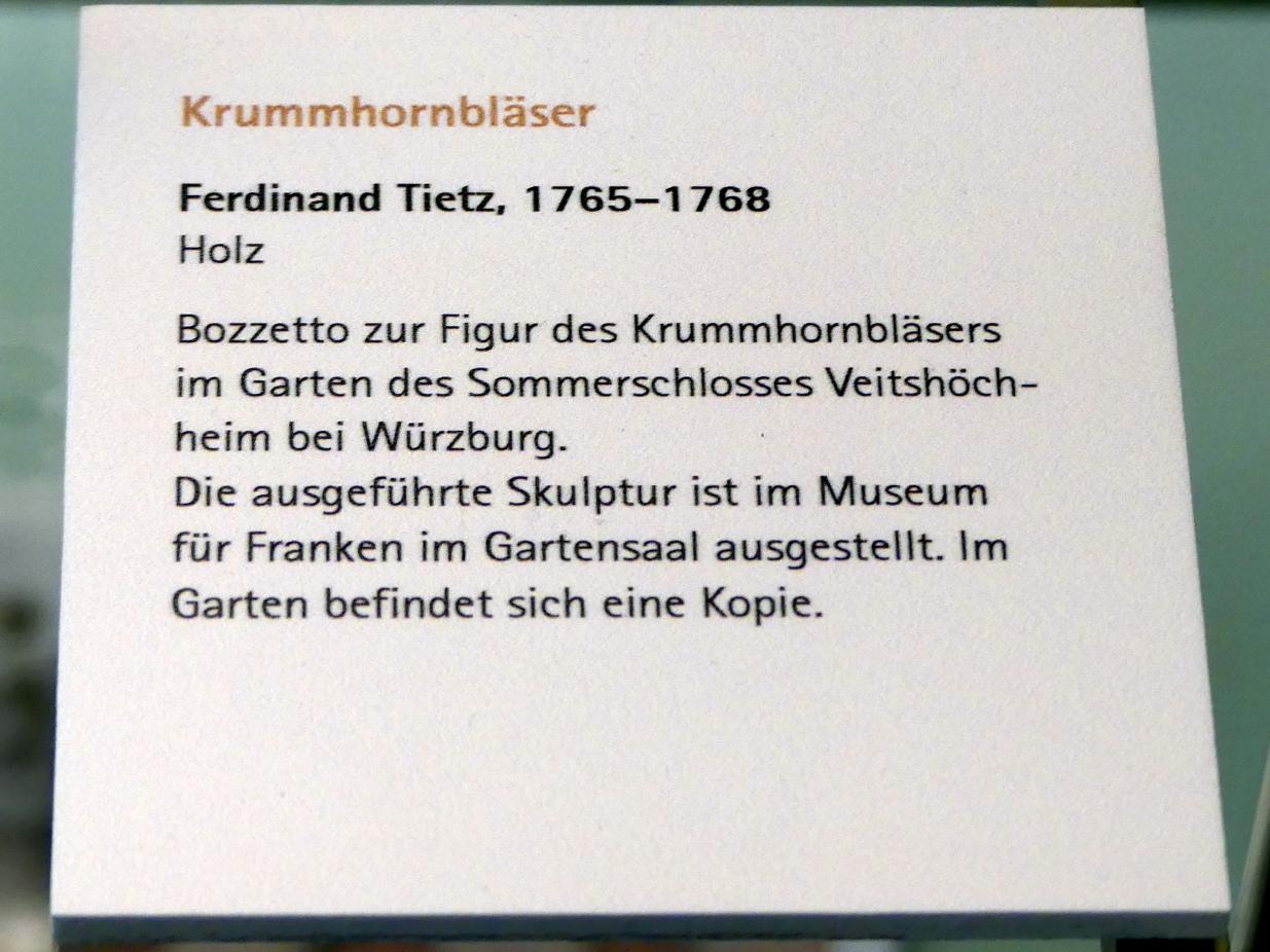Ferdinand Tietz (Ferdinand Dietz) (1740–1767), Krummhornbläser, Veitshöchheim, Schloss Veitshöchheim, Hofgarten, jetzt Würzburg, Museum für Franken (ehem. Mainfränkisches Museum), Bozzetti-Sammlung, 1765–1768, Bild 2/2