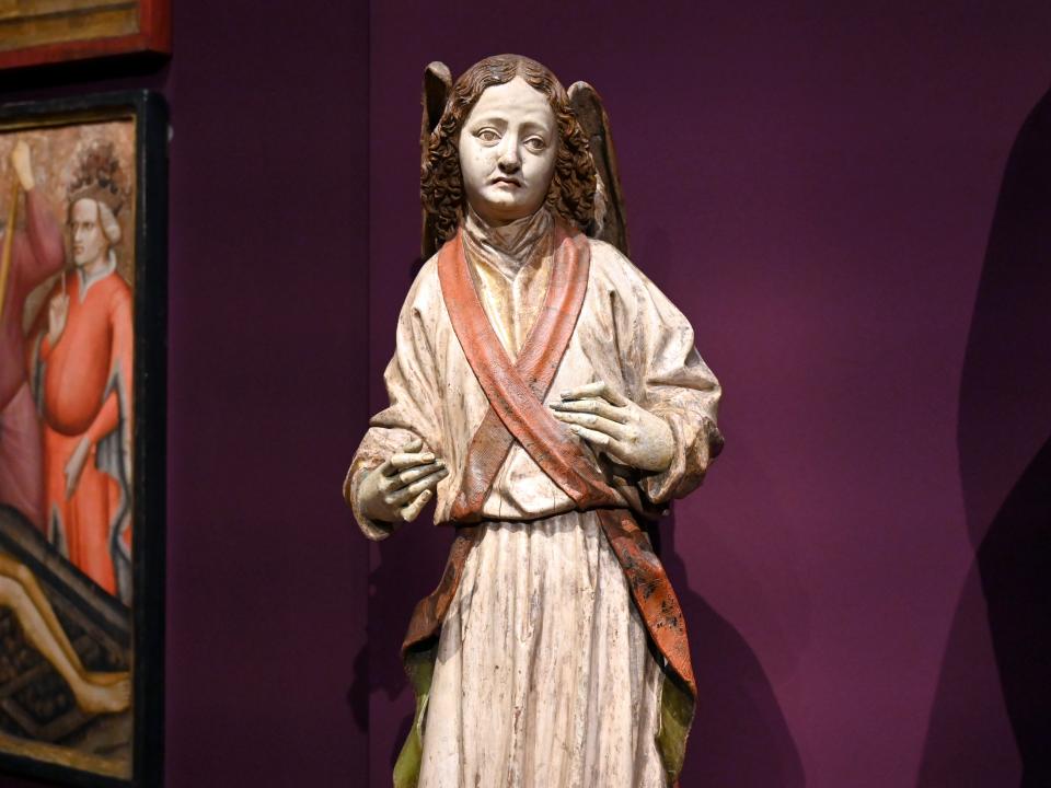 Hans Multscher (1428–1465), Engel, Sterzing, Pfarrkirche Unsere liebe Frau im Moos, jetzt Innsbruck, Tiroler Landesmuseum, Ferdinandeum, Mittelalter 2, um 1456–1458, Bild 2/4