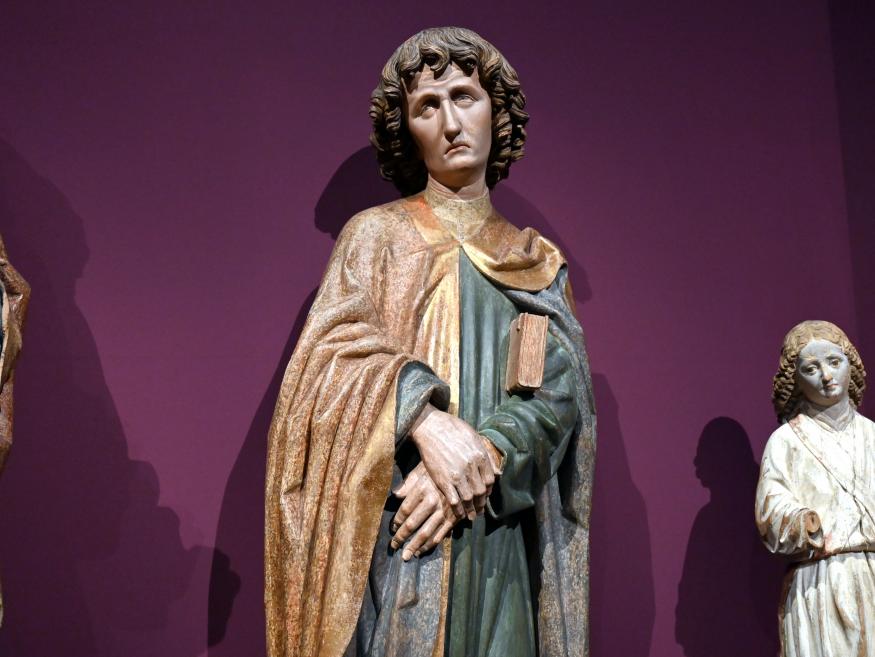 Hans Multscher (1428–1465), Johannes der Evangelist, Sterzing, Pfarrkirche Unsere liebe Frau im Moos, jetzt Innsbruck, Tiroler Landesmuseum, Ferdinandeum, Mittelalter 2, um 1456–1458, Bild 2/3