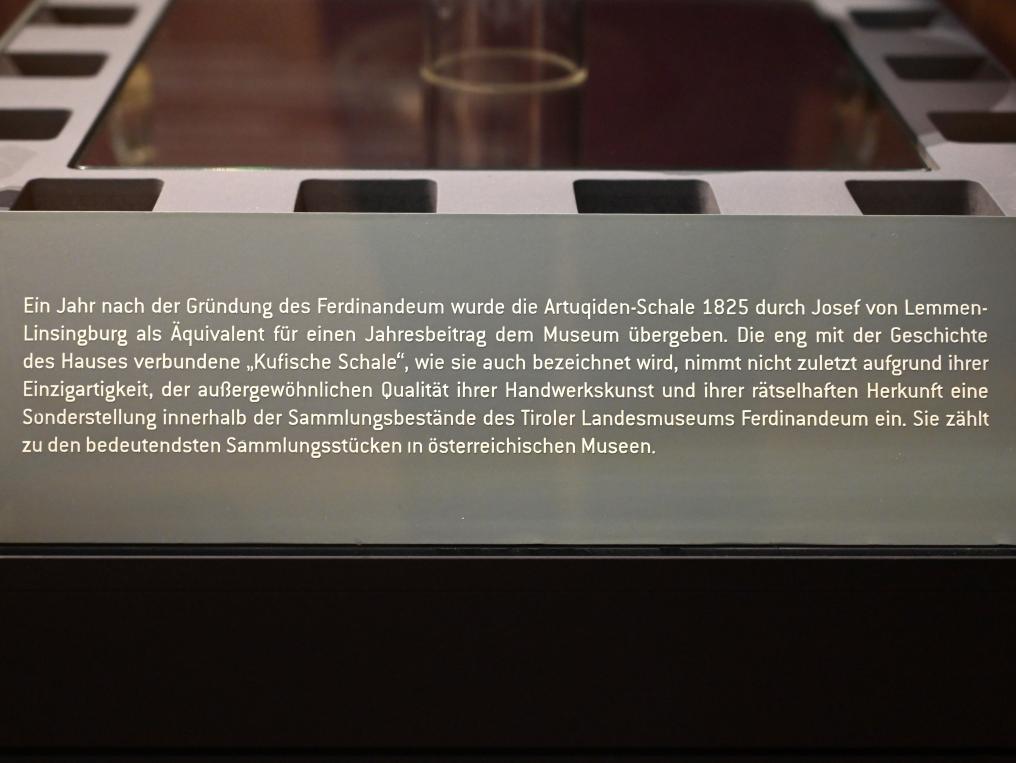 Artuqidenschale, Innsbruck, Tiroler Landesmuseum, Ferdinandeum, Mittelalter 3, 1. Hälfte 12. Jhd., Bild 3/5