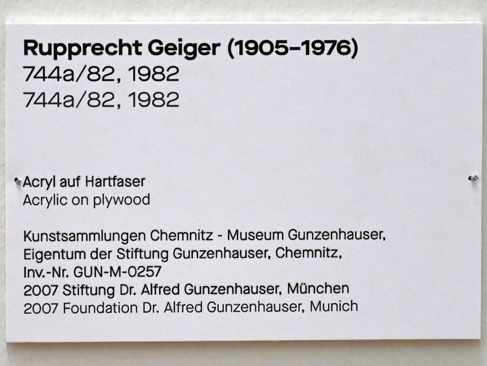 Rupprecht Geiger (1948–1982), 744a/82, Chemnitz, Kunstsammlungen am Theaterplatz, Form Fläche Geste, Saal 2, 1982, Bild 2/2