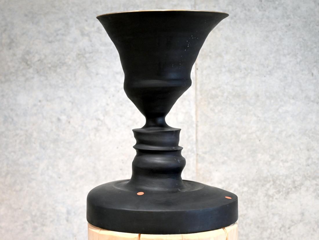 Ugo Dossi (2010–2021), Carmen und Reinhold (aus der Serie: CALIX), Künzelsau, Museum Würth 2, Carmen Würth Forum, 2021, Bild 2/4