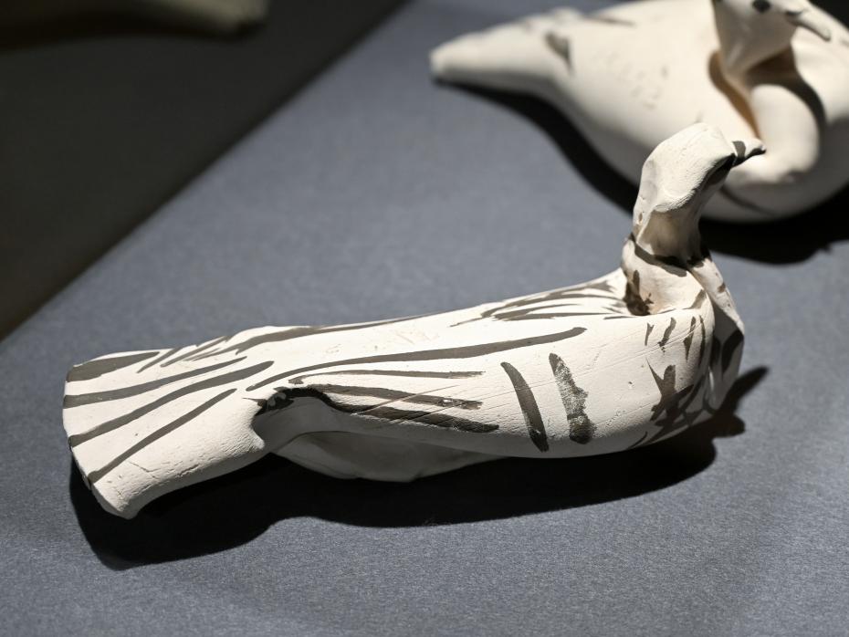 Pablo Picasso (1897–1972), Taube, Künzelsau, Museum Würth 2, Kabinett im Untergeschoß, 1953, Bild 2/3