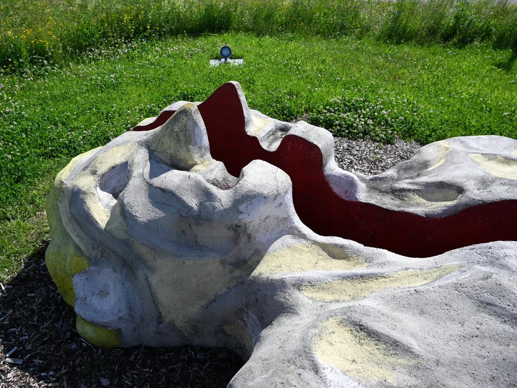 Alfred Hrdlicka (1957–1994), King Lear - Der geteilte Mensch, Künzelsau, Skulpturengarten am Carmen Würth Forum, 1994, Bild 4/9