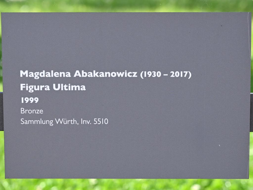 Magdalena Abakanowicz (1999–2003), Figura Ultima, Künzelsau, Skulpturengarten am Carmen Würth Forum, 1999, Bild 4/4