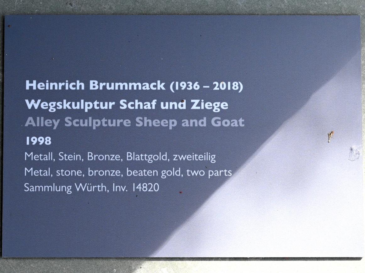 Heinrich Brummack (1989–2009), Wegskulptur Schaf und Ziege, Künzelsau, Skulpturengarten am Carmen Würth Forum, 1998, Bild 7/7