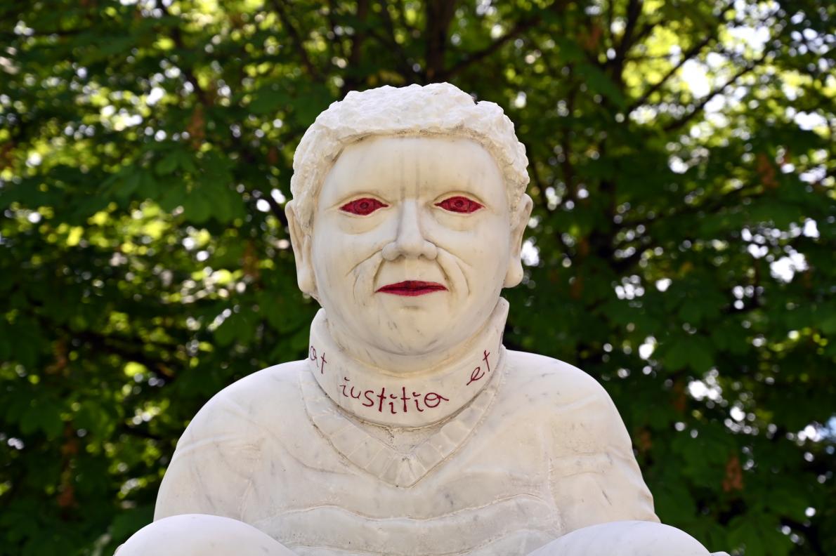 Markus Redl (2008–2019), Stein 73/64 [Exitus], Künzelsau, Skulpturengarten am Carmen Würth Forum, 2008, Bild 6/8