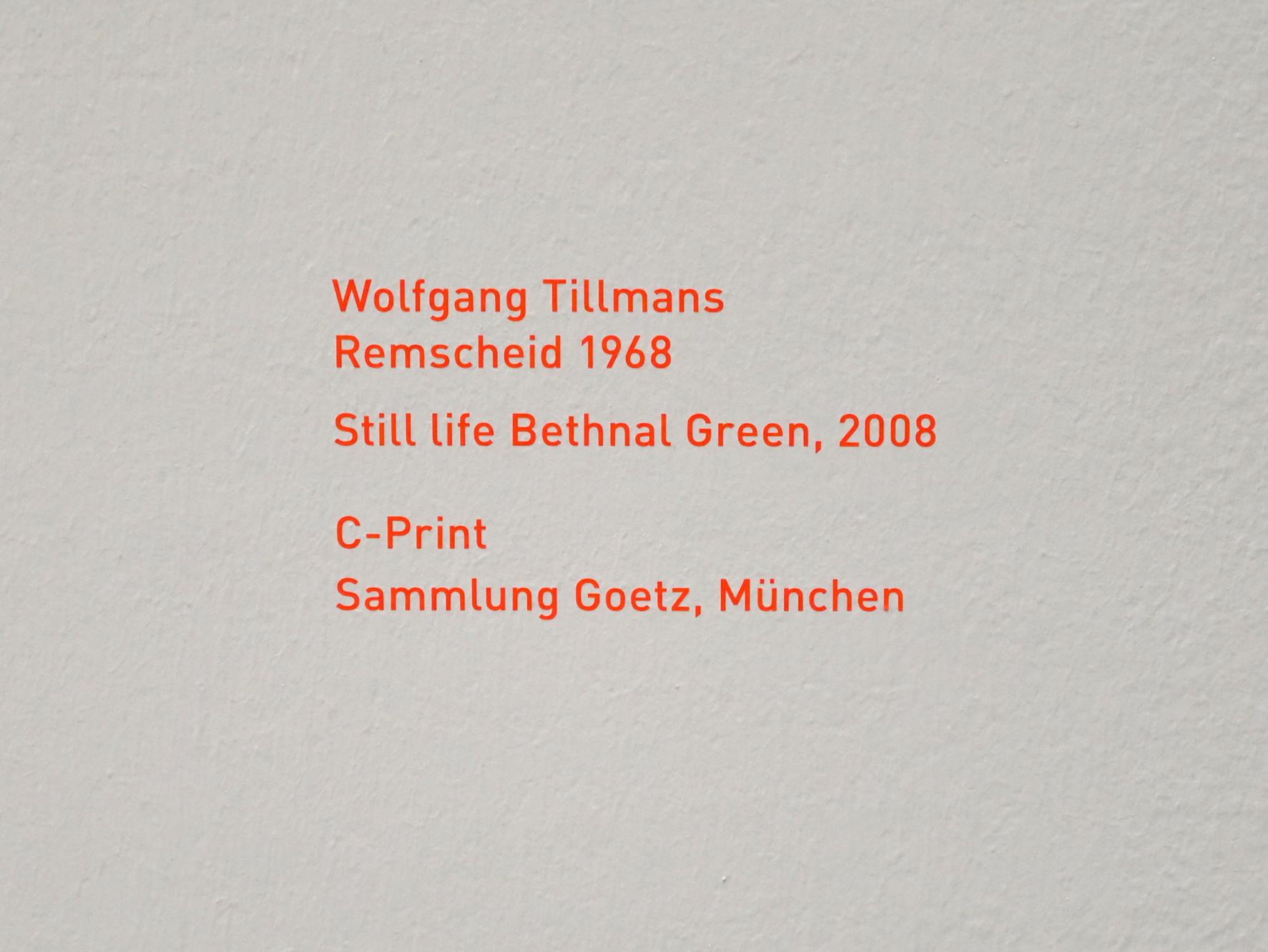Wolfgang Tillmans (1993–2011), Still life Bethnal Green, München, Pinakothek der Moderne, Saal 8, 2008, Bild 2/2