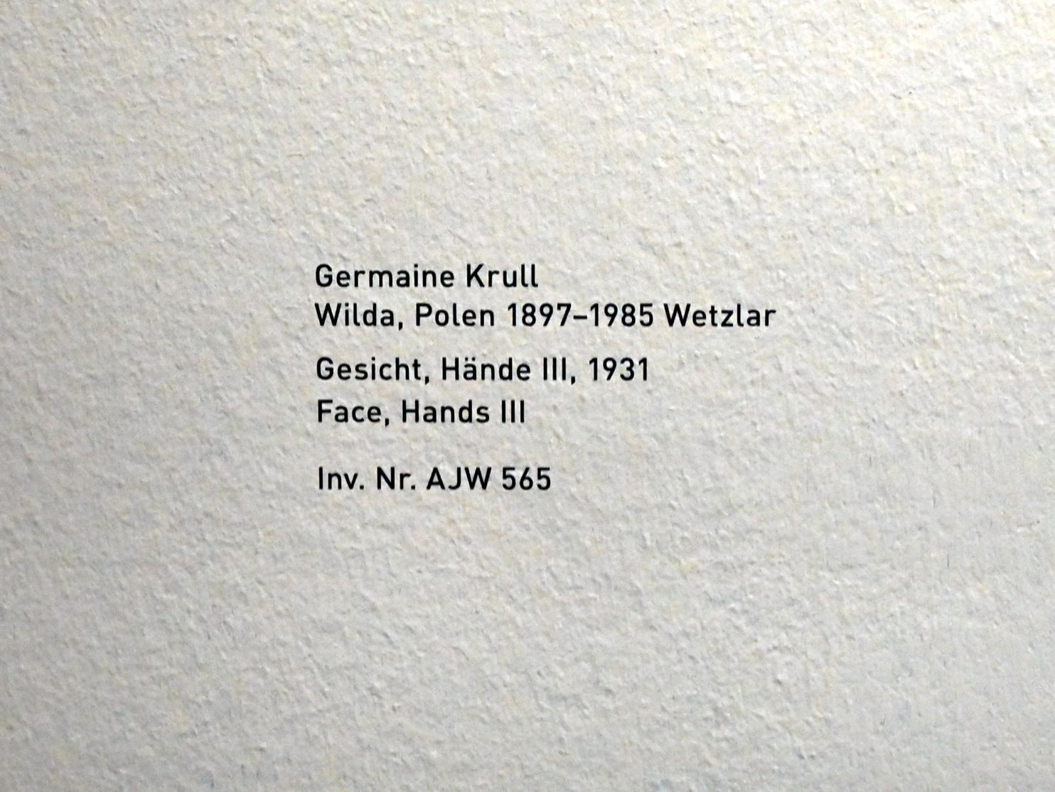 Germaine Krull: Gesicht, Hände III, 1931, Bild 2/2