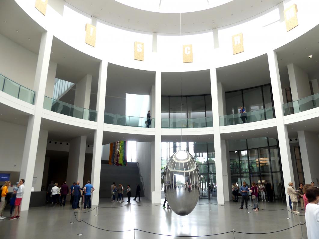 Ingo Maurer (2019), Pendulum, München, Pinakothek der Moderne, Rotunde 2019, 2019, Bild 3/4