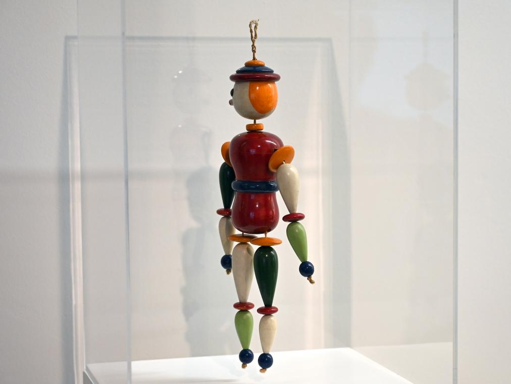 Oskar Schlemmer (1919–1937), Gliederpuppe, München, Pinakothek der Moderne, Untergeschoss, 1922, Bild 2/5