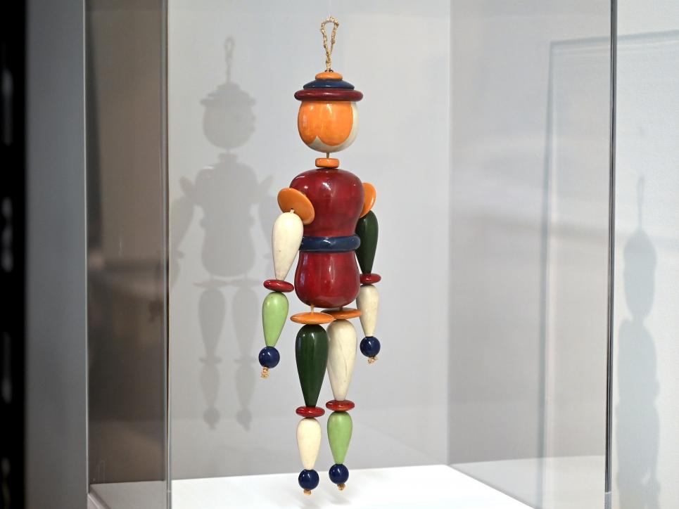 Oskar Schlemmer (1919–1937), Gliederpuppe, München, Pinakothek der Moderne, Untergeschoss, 1922, Bild 3/5