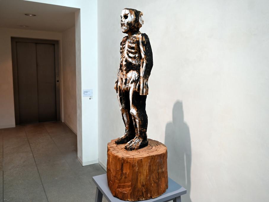 Stephan Balkenhol (1993–2017), Tod, Schwäbisch Hall, Kunsthalle Würth, Untergeschoß Saal 1, 2001, Bild 2/5