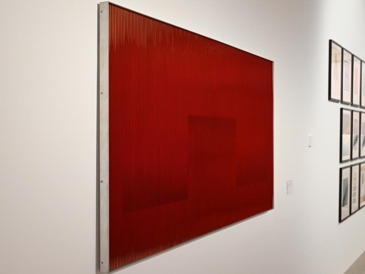 Carlos Cruz-Diez (1988), Physichromie No. 2224, Schwäbisch Hall, Kunsthalle Würth, Untergeschoß Saal 8, 1988, Bild 4/5