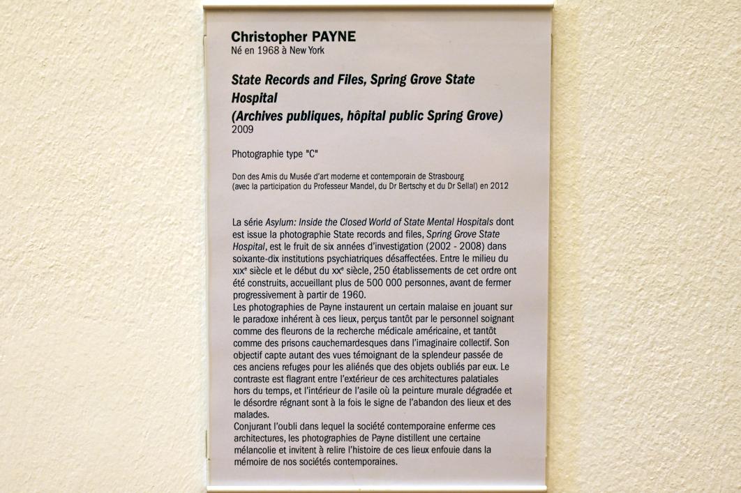 Christopher Payne (2009), Staatliche Aufzeichnungen und Akten, Spring Grove State Hospital, Straßburg, Musée d’Art moderne et contemporain, Saal 16, 2009, Bild 2/2