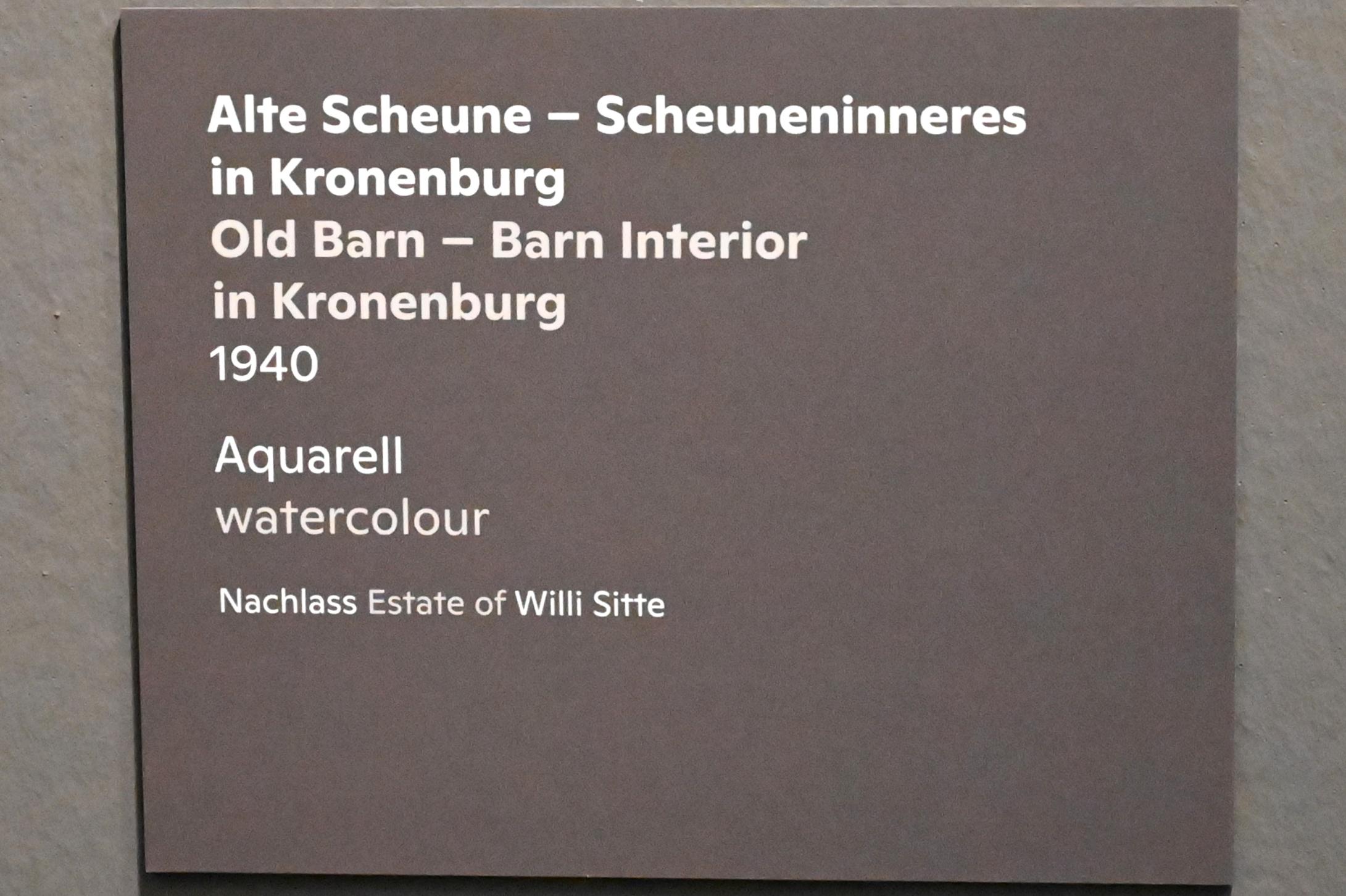 Willi Sitte (1938–2002), Alte Scheune - Scheuneninneres in Kronenburg, Halle (Saale), Kunstmuseum Moritzburg, Ausstellung "Sittes Welt" vom 03.10.2021 - 06.02.2022, Saal 2, 1940, Bild 2/2