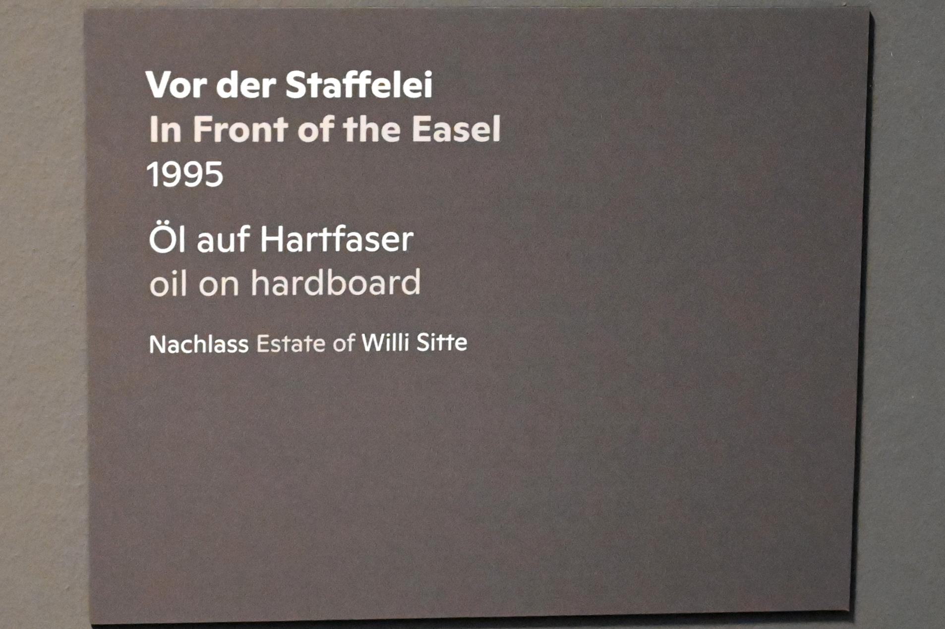 Willi Sitte (1938–2002), Vor der Staffelei, Halle (Saale), Kunstmuseum Moritzburg, Ausstellung "Sittes Welt" vom 03.10.2021 - 06.02.2022, Saal 16, 1995, Bild 2/2