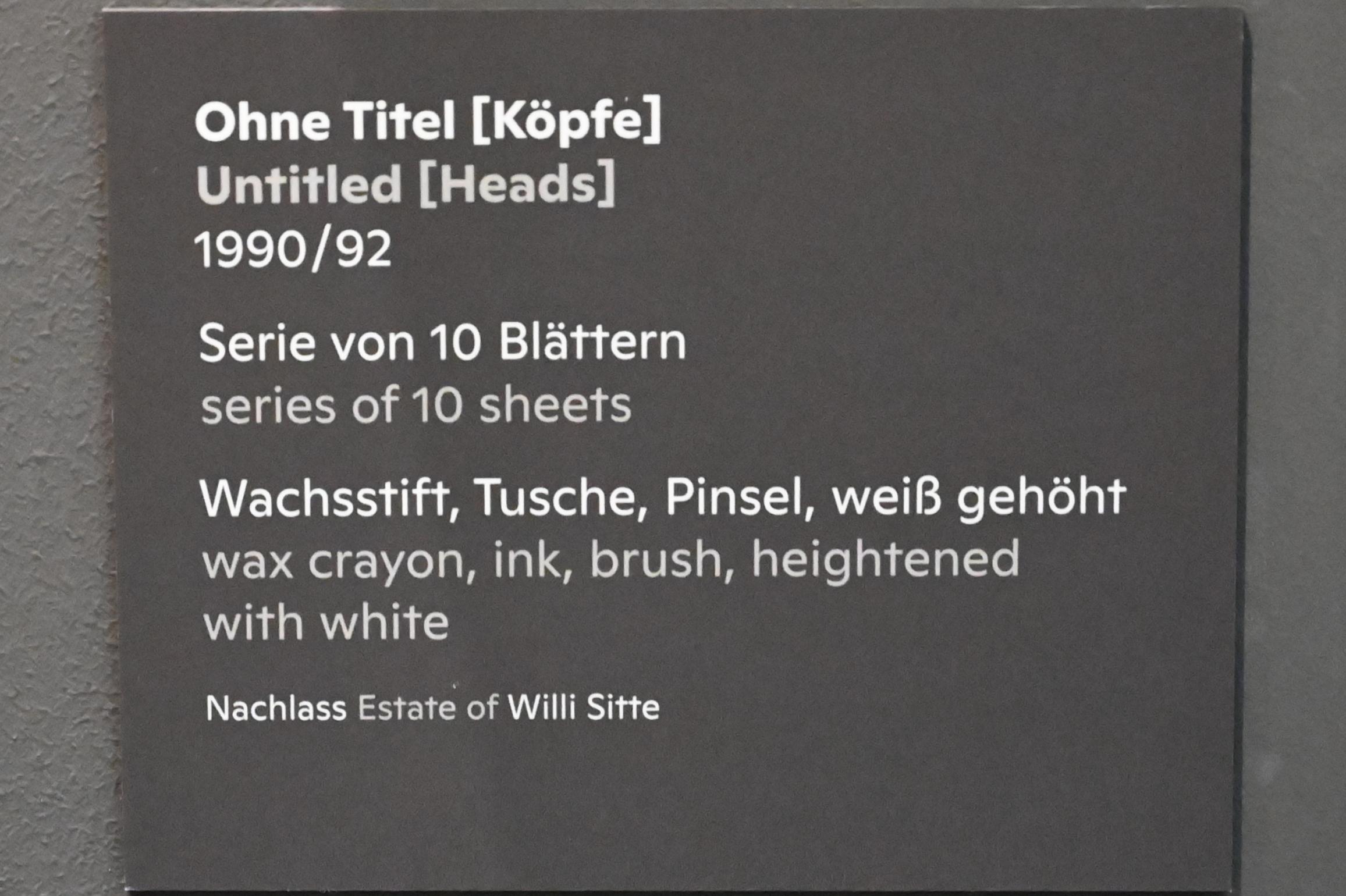 Willi Sitte (1938–2002), Ohne Titel [Köpfe], Halle (Saale), Kunstmuseum Moritzburg, Ausstellung "Sittes Welt" vom 03.10.2021 - 06.02.2022, Saal 16, 1990–1992, Bild 2/2