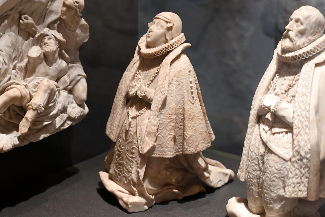 Valentin Silbermann (1602), Stifterfiguren aus dem Epitaph des Dr. jur. Henning Hammel, Halle (Saale), Kirche St. Ulrich, jetzt Halle (Saale), Kunstmuseum Moritzburg, Mittelalter Saal 1, 1602, Bild 3/5