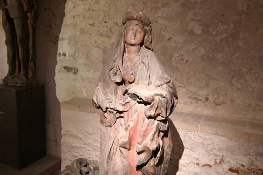 Heilige Helena vom alten halleschen Rathaus mit Sockel und Baldachin, Halle (Saale), Altes Rathaus, jetzt Halle (Saale), Kunstmuseum Moritzburg, Mittelalter Saal 1, 1502, Bild 2/6