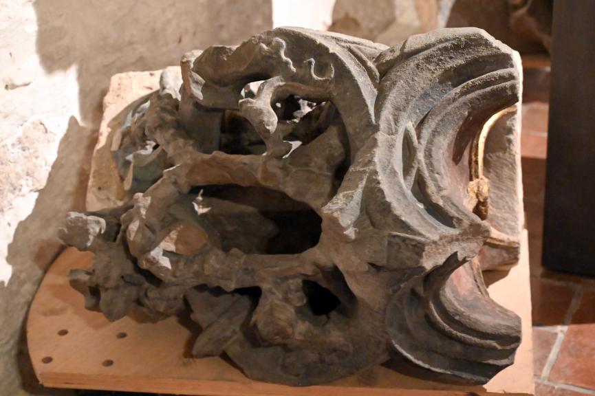 Heilige Helena vom alten halleschen Rathaus mit Sockel und Baldachin, Halle (Saale), Altes Rathaus, jetzt Halle (Saale), Kunstmuseum Moritzburg, Mittelalter Saal 1, 1502, Bild 5/6