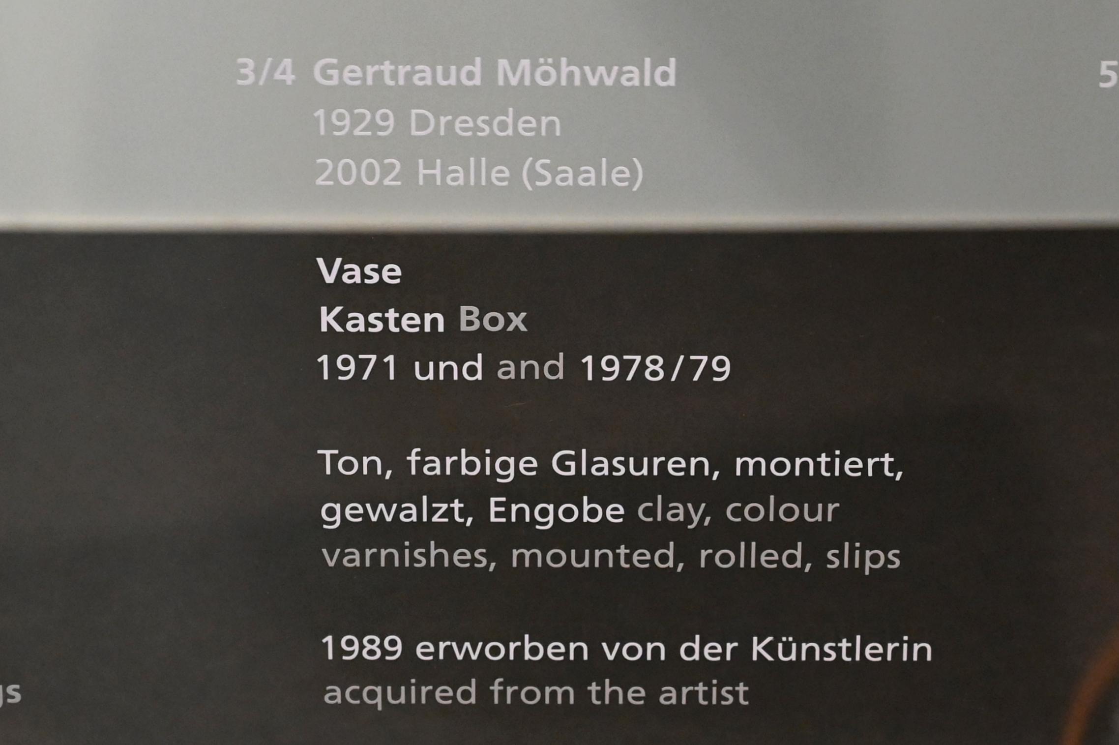 Gertraud Möhwald (1971–1984), Vase, Halle (Saale), Kunstmuseum Moritzburg, Wege der Moderne, Stötzer, Grzimek, 1971, Bild 3/3