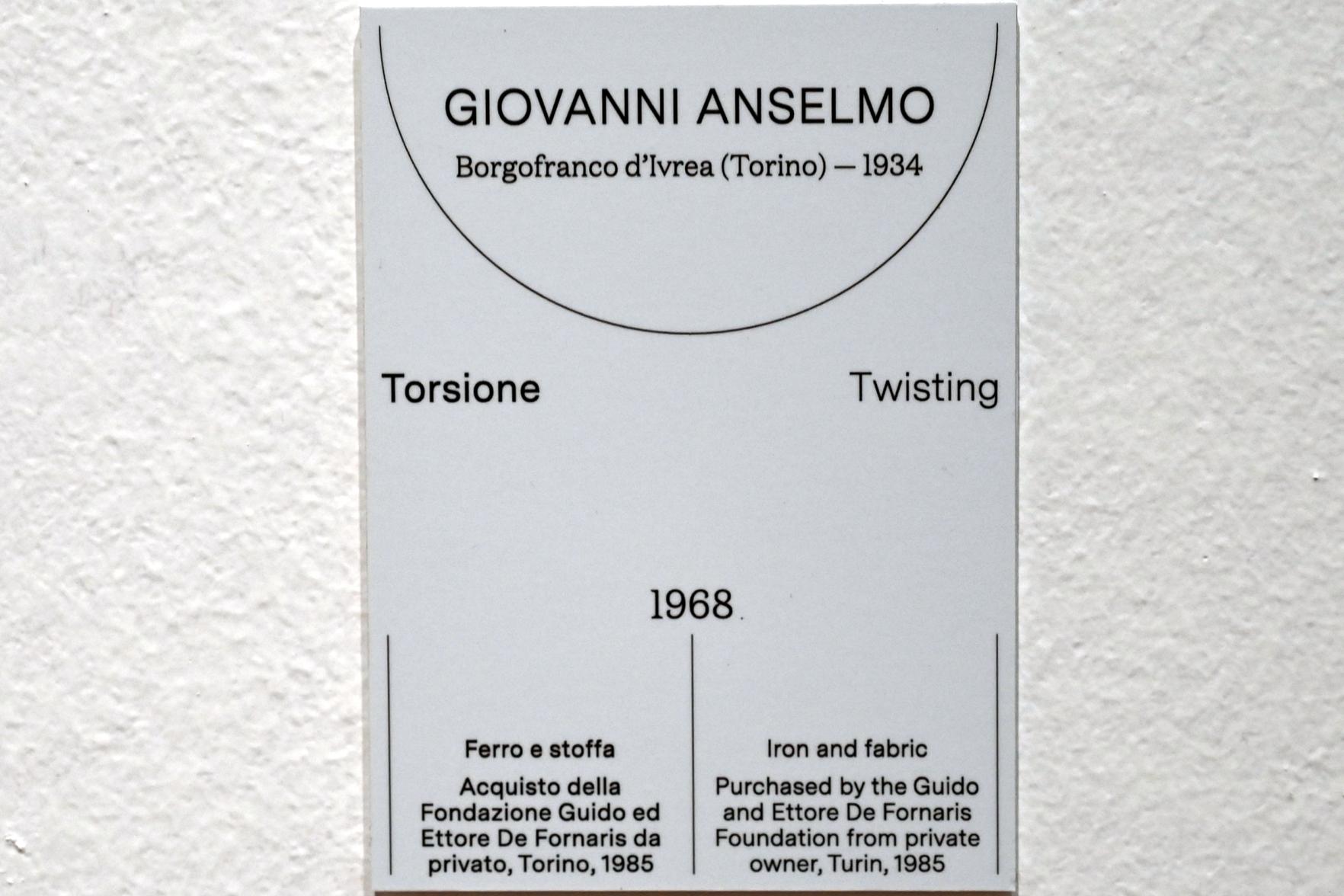 Giovanni Anselmo (1968–1969), Verdrehung, Turin, Galleria civica d'arte moderna e contemporanea (GAM Torino), Saal 19, 1968, Bild 3/3