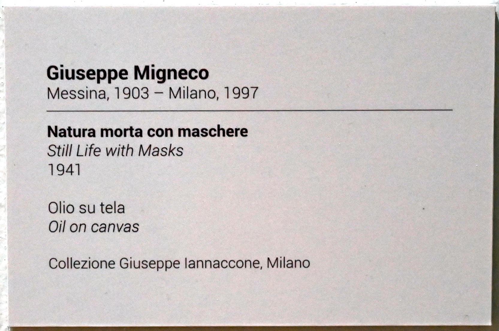Giuseppe Migneco (1940–1941), Stillleben mit Masken, Turin, GAM Torino, Ausstellung "Eine Reise gegen den Strom" vom 05.05.-12.09.2021, Saal 4, 1941, Bild 2/2