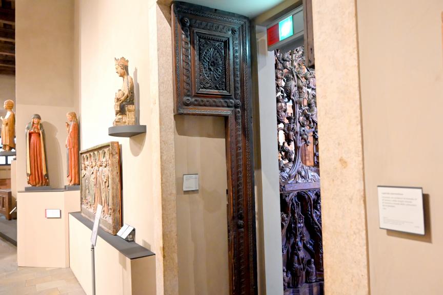Zwei Holzwangen mit Darstellungen aus dem Leben Mariens und der Wurzel Jesse, Revello, Kloster Staffarda, jetzt Turin, Museo civico d'arte antica, Saal 2, 1530–1540