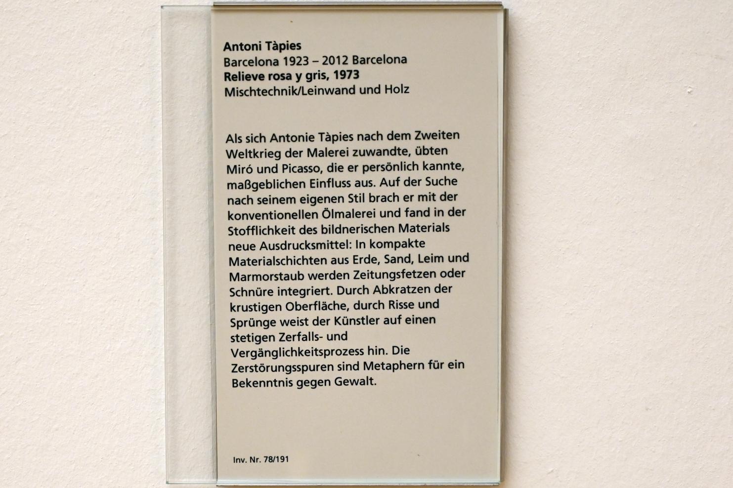 Antoni Tàpies (1946–1976), Relieve rosa y gris, Mainz, Landesmuseum, Moderne, Saal 3, 1973, Bild 2/2