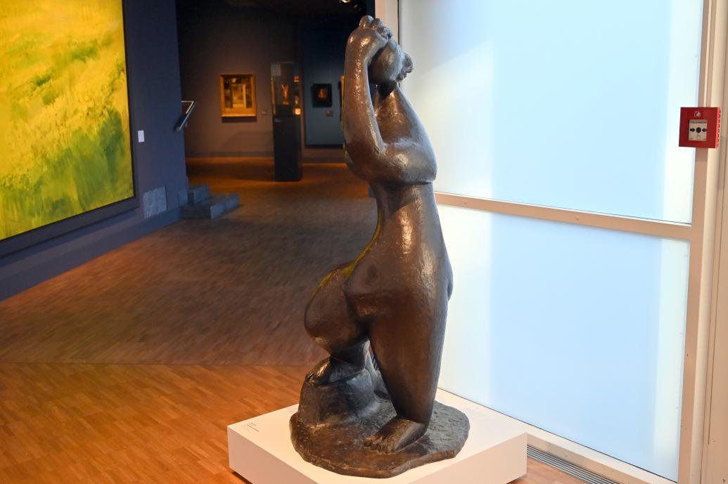 Henri Laurens (1915–1947), Die Badende (La Baigneuse), Darmstadt, Hessisches Landesmuseum, Saal 6, 1947, Bild 3/4