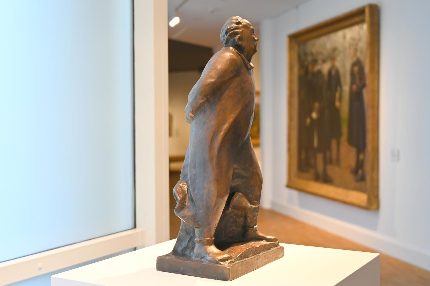 Ernst Barlach (1906–1936), Der Spaziergänger, Darmstadt, Hessisches Landesmuseum, Saal 6, 1912, Bild 3/4