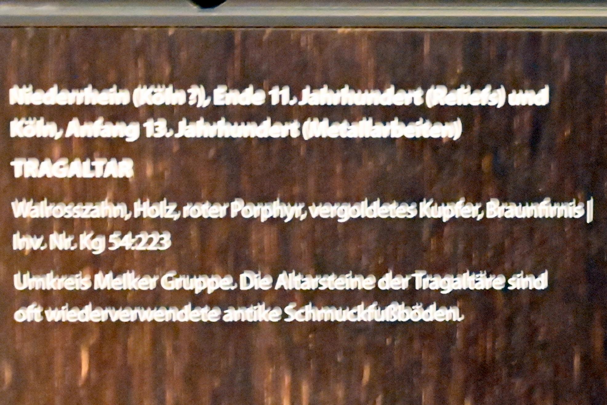 Tragaltar, Darmstadt, Hessisches Landesmuseum, Kunsthandwerk, Ende 11. Jhd., Bild 4/4