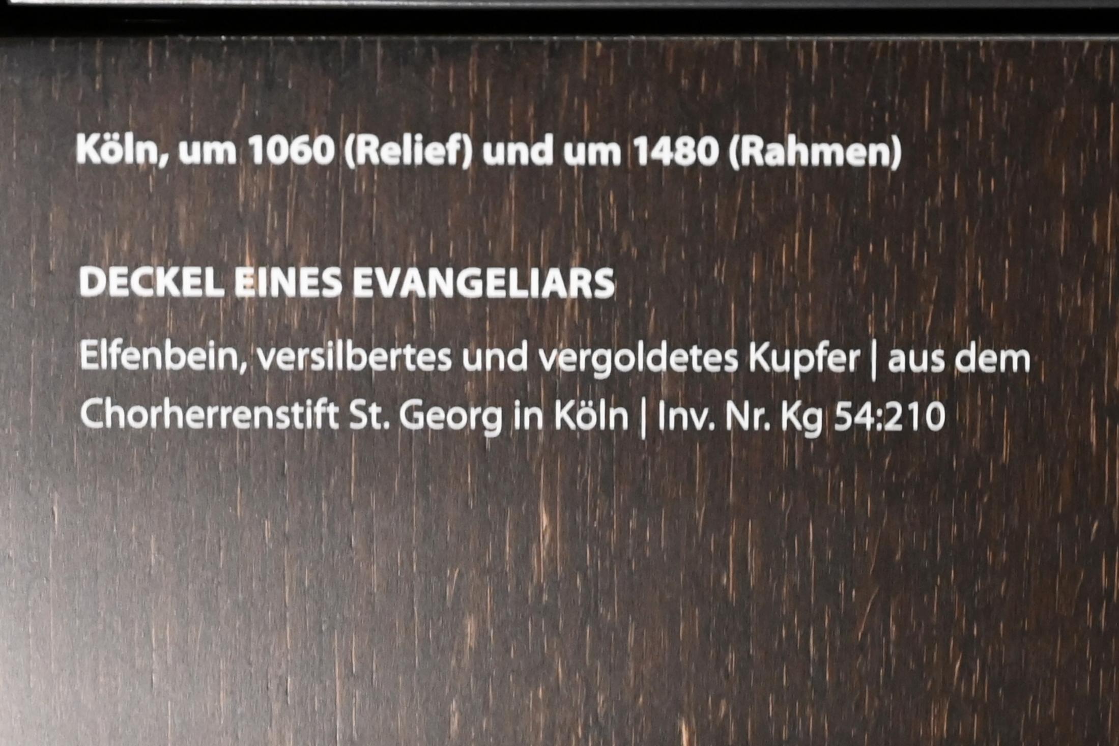 Deckel eines Evangeliars, Köln, ehem. Chorherrenstift St. Georg, jetzt Darmstadt, Hessisches Landesmuseum, Kirchliche Schatzkammer, um 1060, Bild 2/2