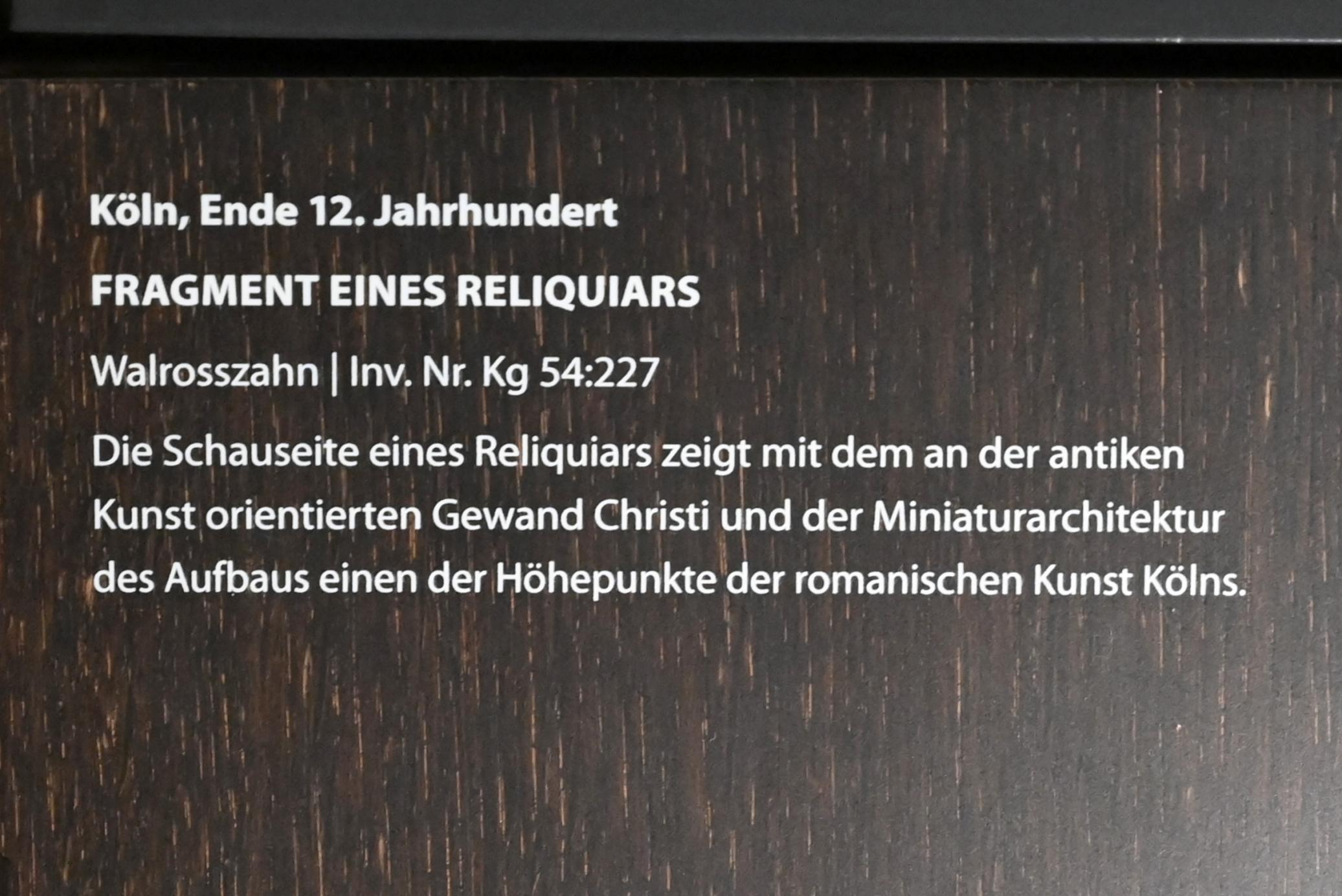 Fragment eines Reliquiars, Darmstadt, Hessisches Landesmuseum, Kirchliche Schatzkammer, Ende 12. Jhd., Bild 2/2