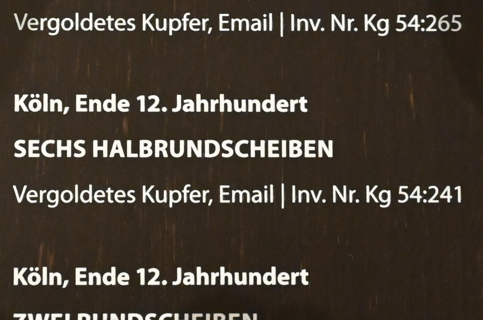 Sechs Halbrundscheiben, Darmstadt, Hessisches Landesmuseum, Kirchliche Schatzkammer, Ende 12. Jhd., Bild 2/2