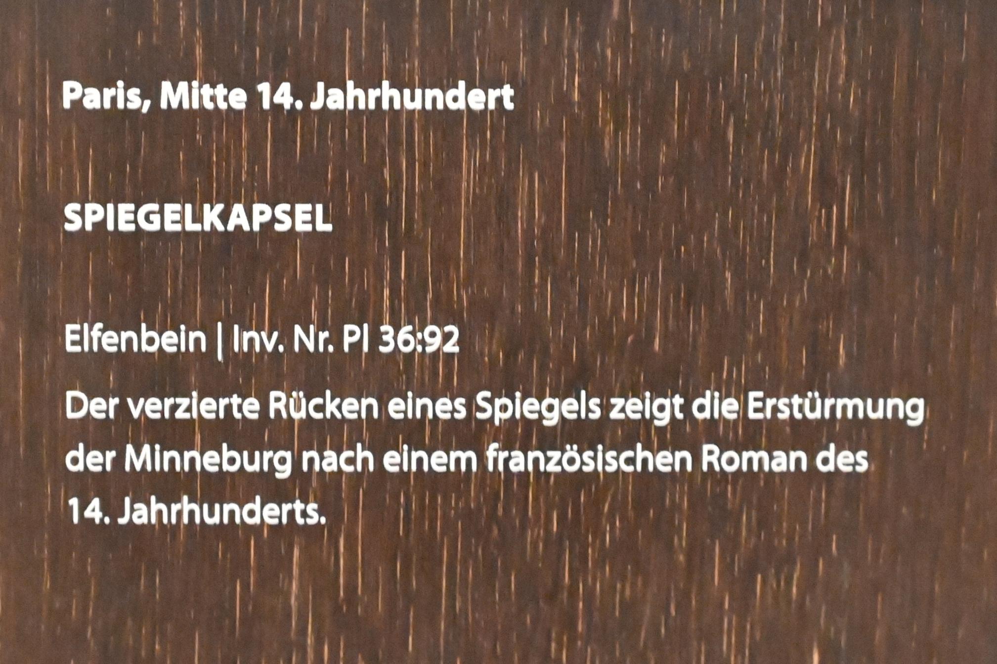 Spiegelkapsel, Darmstadt, Hessisches Landesmuseum, Kirchliche Schatzkammer, Mitte 14. Jhd., Bild 2/2