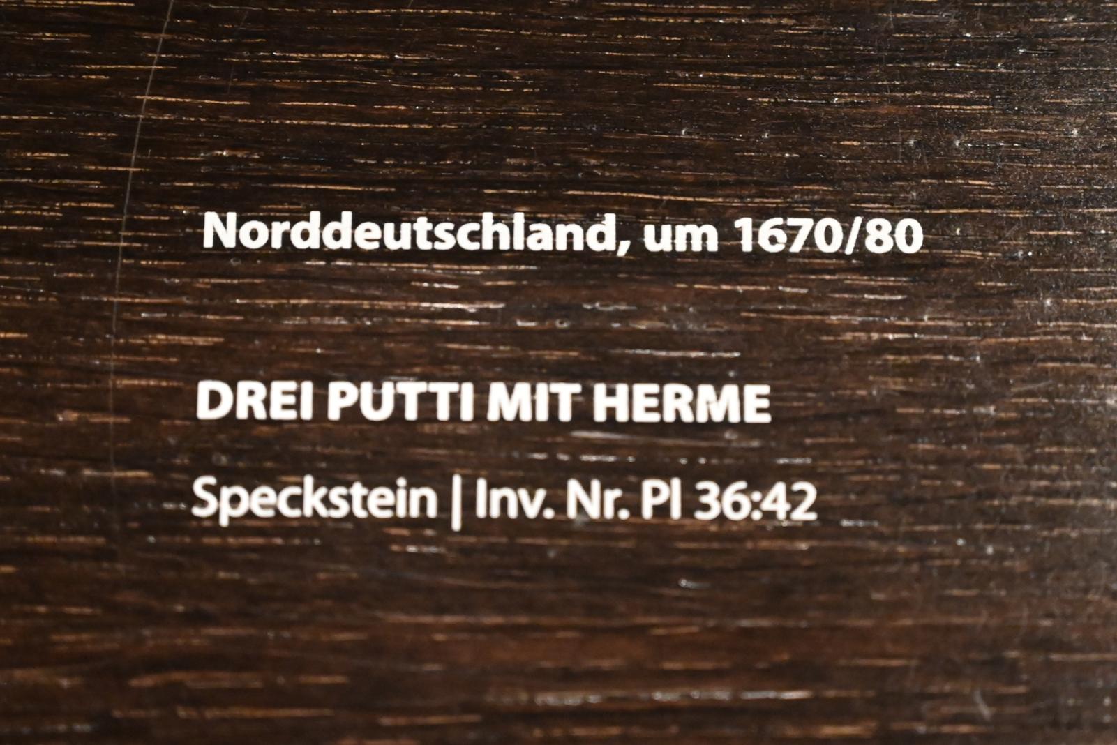 Drei Putti mit Herme, Darmstadt, Hessisches Landesmuseum, Fürstliche Schatzkammer, um 1670–1680, Bild 3/3