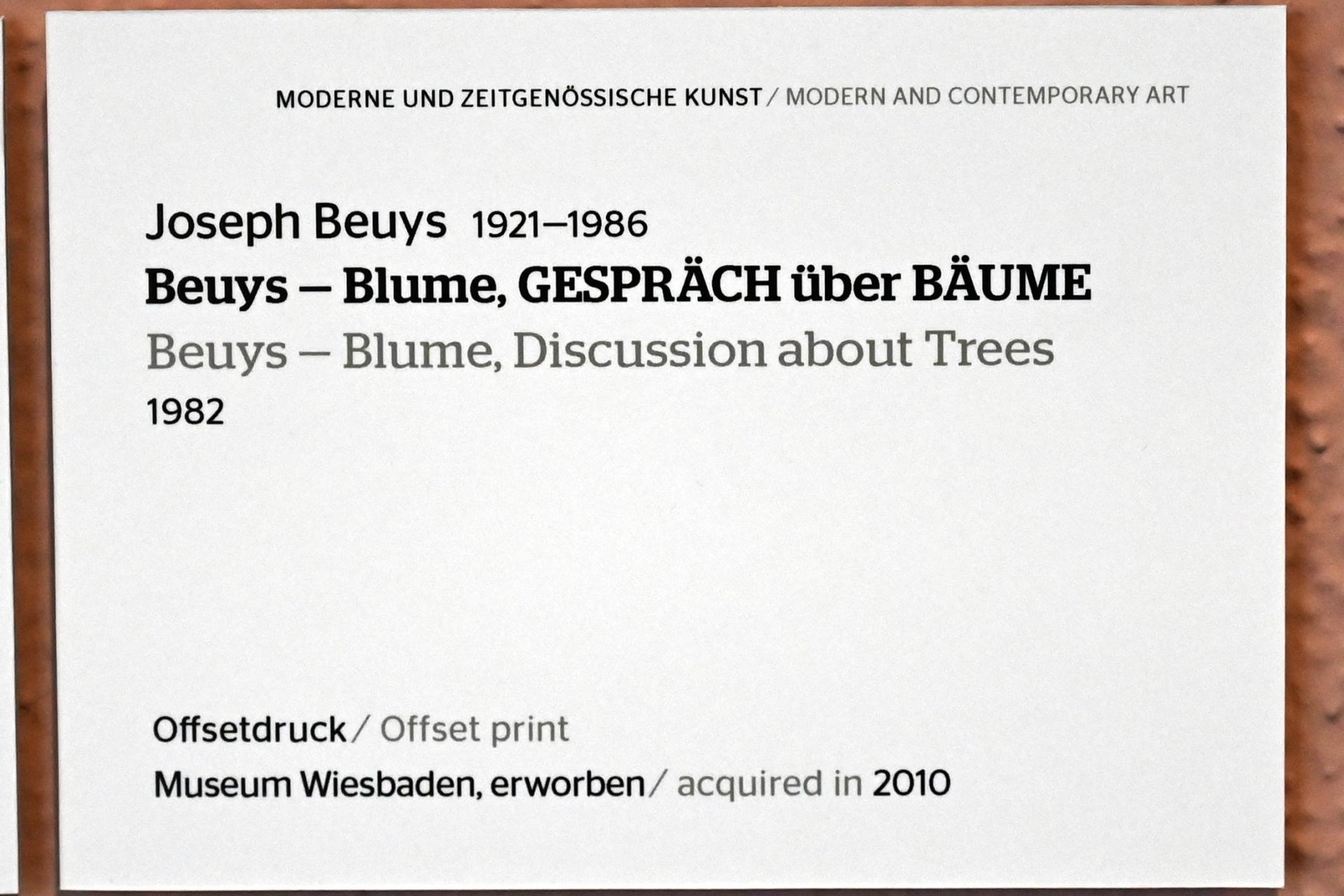 Joseph Beuys (1948–1985), Beuys - Blume, GESPRÄCH über BÄUME, Wiesbaden, Museum Wiesbaden, Beuys 1, 1982, Bild 2/2