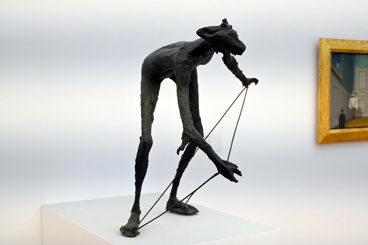 Germaine Richier (1930–1959), Das Krallenwesen, Köln, Museum Ludwig, 02.27, 1952, Bild 3/4