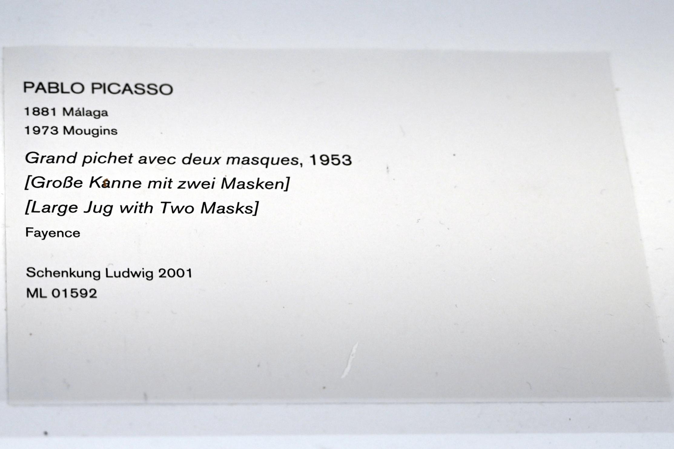 Pablo Picasso (1897–1972), Große Kanne mit zwei Masken, Köln, Museum Ludwig, 02.37, 1953, Bild 3/3