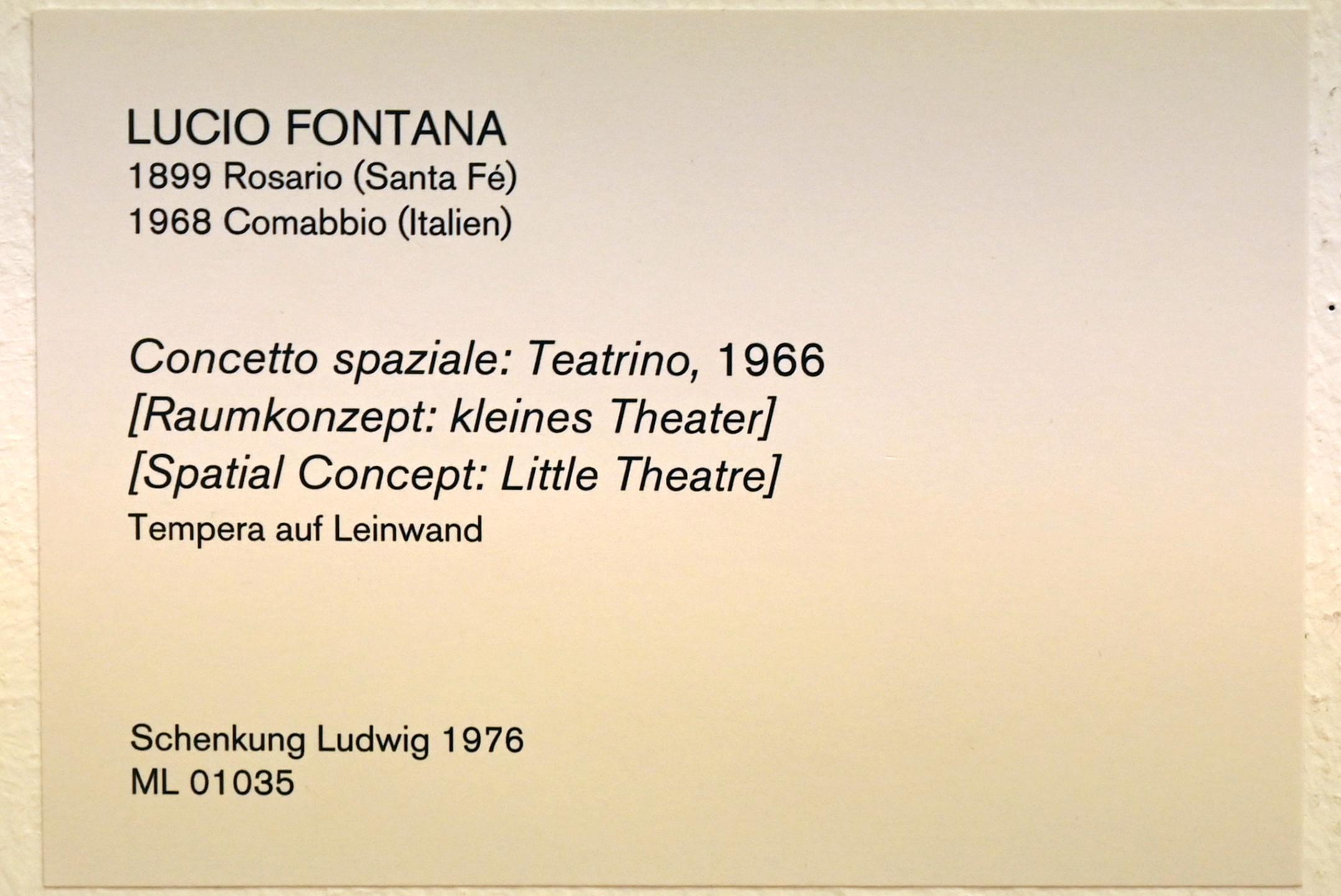 Lucio Fontana (1934–1966), Raumkonzept: kleines Theater, Köln, Museum Ludwig, 01.62, 1966, Bild 2/2