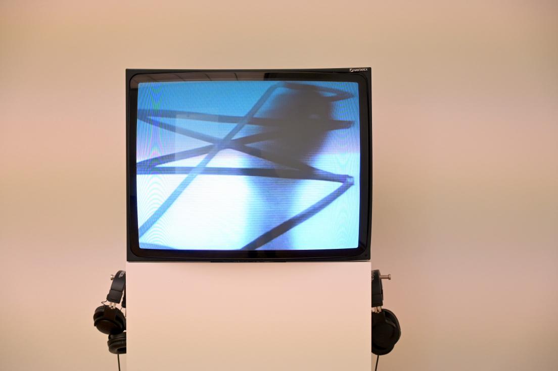 Gary Kuehn (1963–1972), Ohne Titel (aus: Gerry Schum, Fernsehausstellung II - Identifikationen), Köln, Museum Ludwig, 01.45, 1970, Bild 2/6