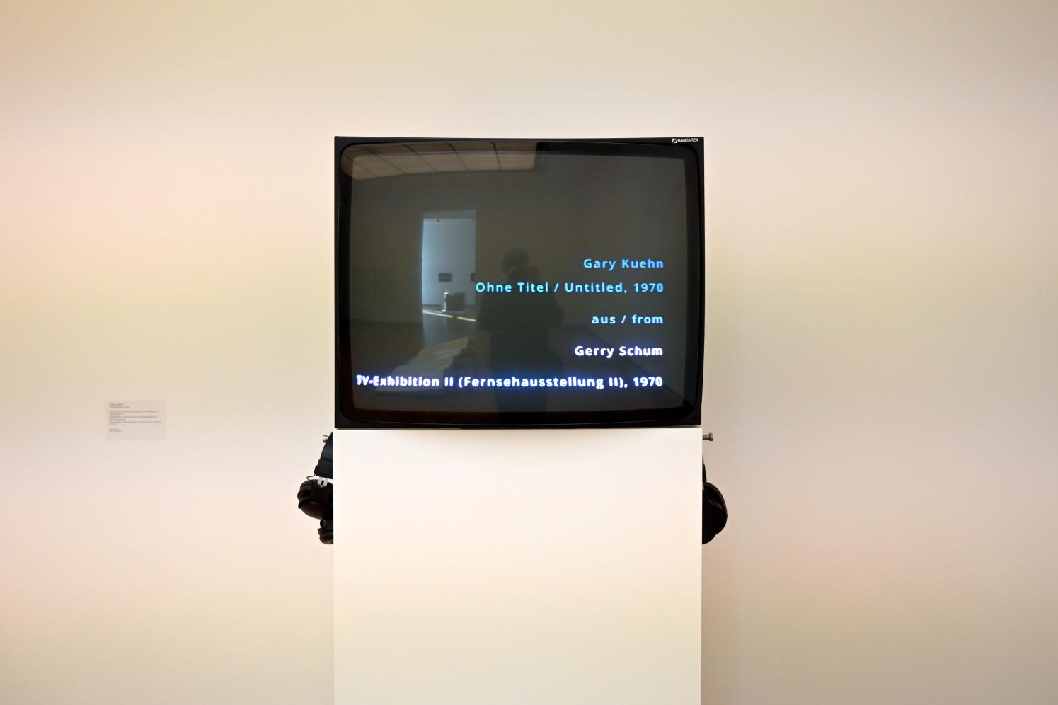 Gary Kuehn (1963–1972), Ohne Titel (aus: Gerry Schum, Fernsehausstellung II - Identifikationen), Köln, Museum Ludwig, 01.45, 1970, Bild 5/6