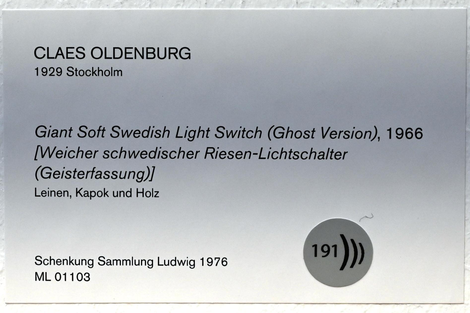Claes Oldenburg (1961–1971), Weicher schwedischer Riesen-Lichtschalter (Geisterfassung), Köln, Museum Ludwig, 01.13, 1966, Bild 3/3