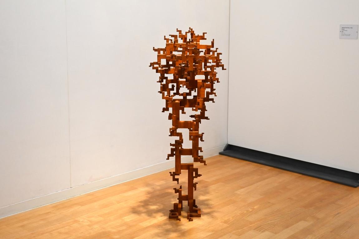 Antony Gormley (1992–2018), Verformung, Schwäbisch Hall, Kunsthalle Würth, Ausstellung "Sport, Spaß und Spiel" vom 13.12.2021 - 26.02.2023, Obergeschoß, 2018, Bild 2/3