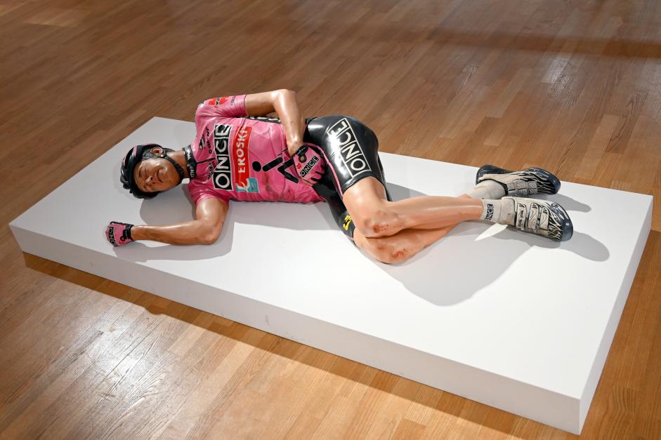 Jan Nelson (2004), Walking in Tall Grass, Down, Schwäbisch Hall, Kunsthalle Würth, Ausstellung "Sport, Spaß und Spiel" vom 13.12.2021 - 26.02.2023, Obergeschoß, 2004, Bild 2/6