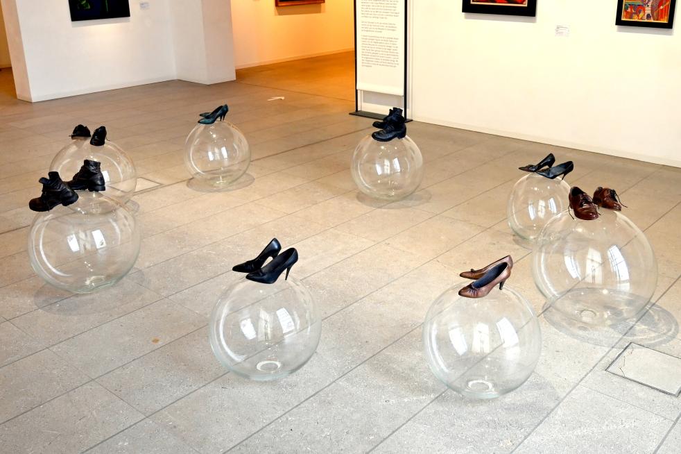 Javier Pérez (1996–2012), Der Raum, der uns trennt, Schwäbisch Hall, Kunsthalle Würth, Ausstellung "Sport, Spaß und Spiel" vom 13.12.2021 - 26.02.2023, Untergeschoß, 2012, Bild 2/3